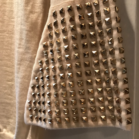 ♥️ BURBERRY SILK WOOL STUDDED BELL SLEEVE SWEATER - Picture 2 of 8